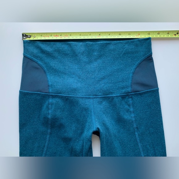 Lululemon Devi Yoga Pant - Picture 3 of 10